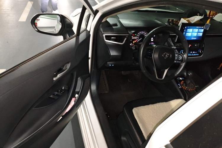 Used Toyota Corolla 2021 1.2T S-CVT Luxury Edition
