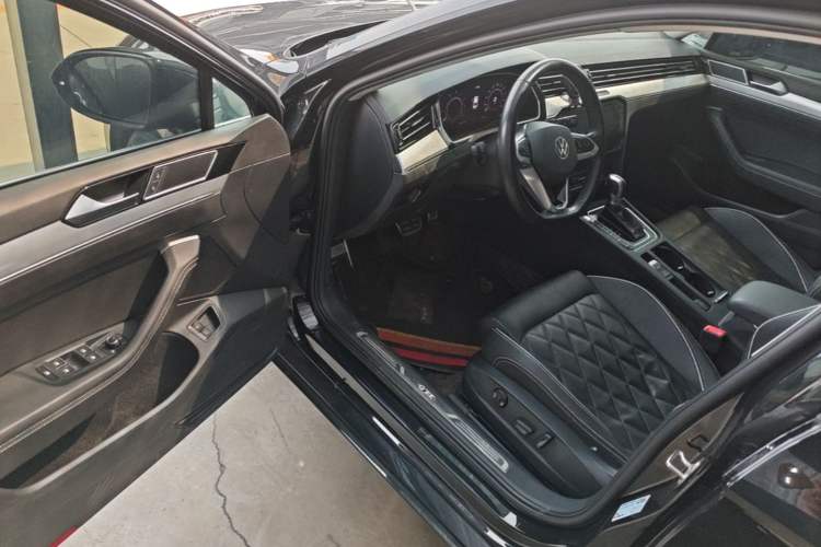 Used Volkswagen Magotan GTE Plug-in Hybrid 2022 GTE Luxury Model
