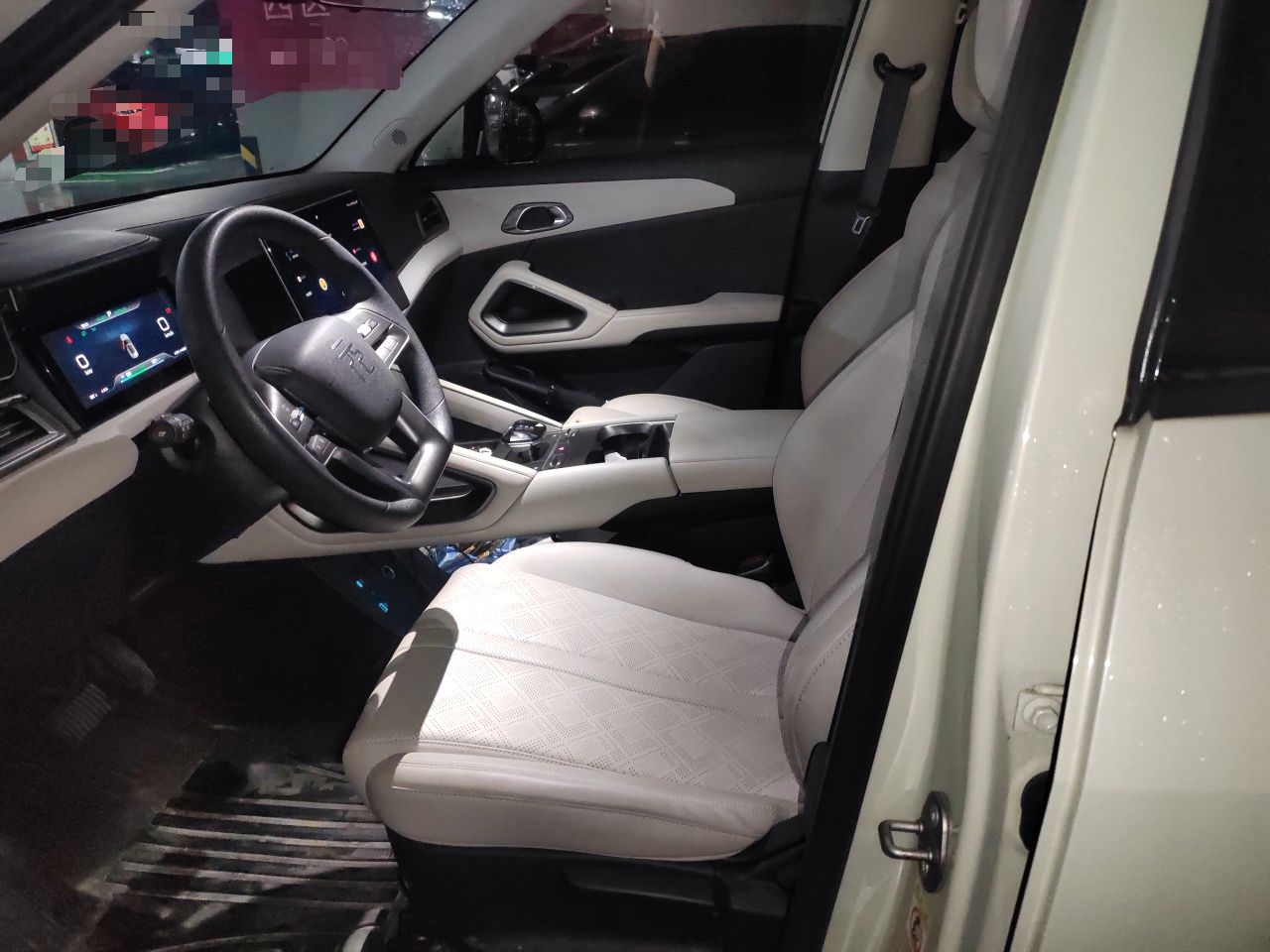 BYD Yuan UP 2024 401KM Leading Edition — снимка 12