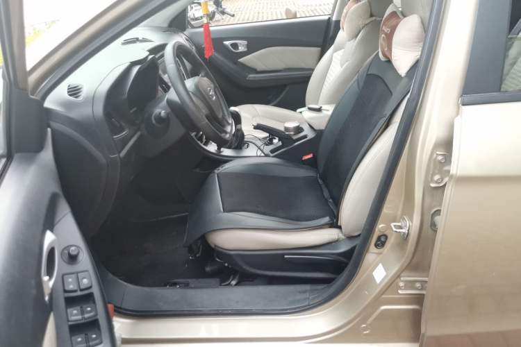 Used GAC Trumpchi GA3S Vision 2014 1.6L Manual Elite Edition
