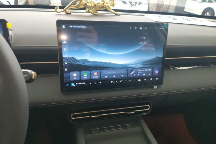 Used Wuling Xingguang 2025 70km Smart Standard Version Audio And AC Panel