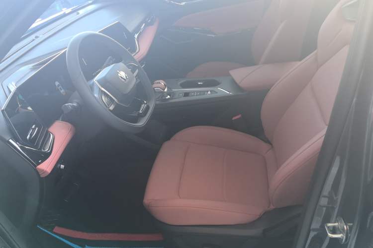 Used Changan X5 PLUS 2026 Model, Second Generation, 1.5T Transcendence PRO
