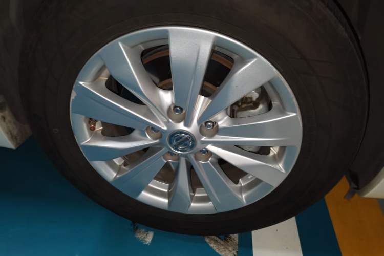 Used Nissan Teana 2016 2.0L XL Comfort Edition Right Front Wheel Hub
