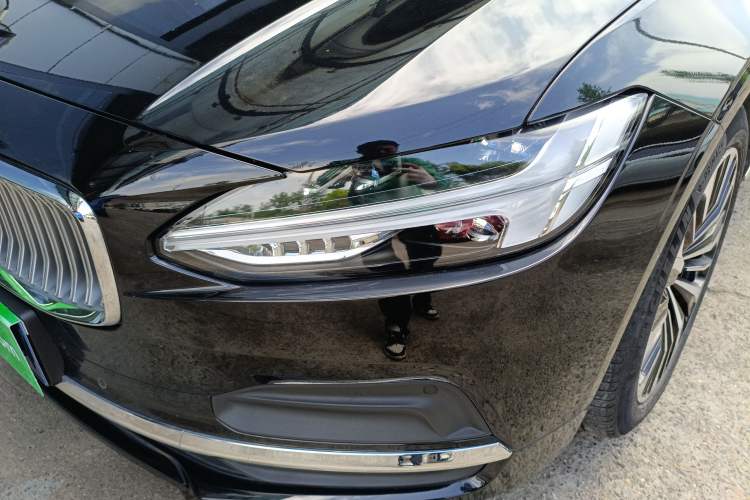 Used Volvo S90 2024 B5 Zhiyi Luxury Edition