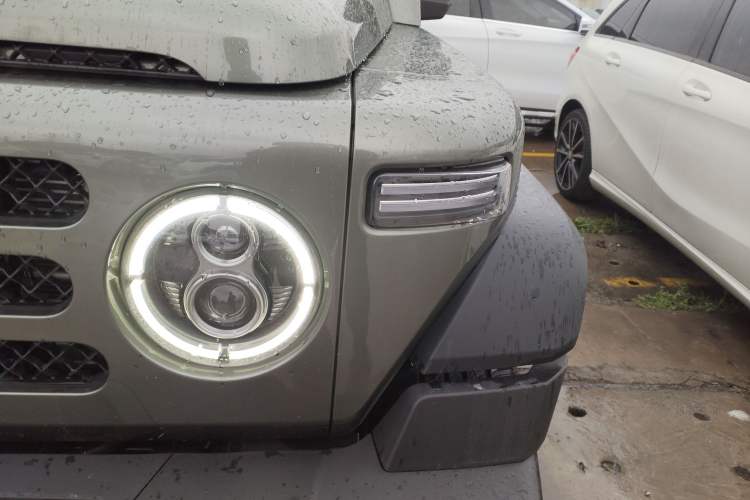 Used 212 T01 2024 2.0T Explorer Left Front Headlight