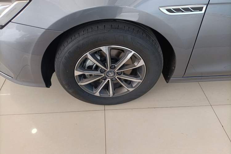 Used BYD Qin PLUS 2024 HONOR Edition DM-i 55KM Leading Model Exterior 1