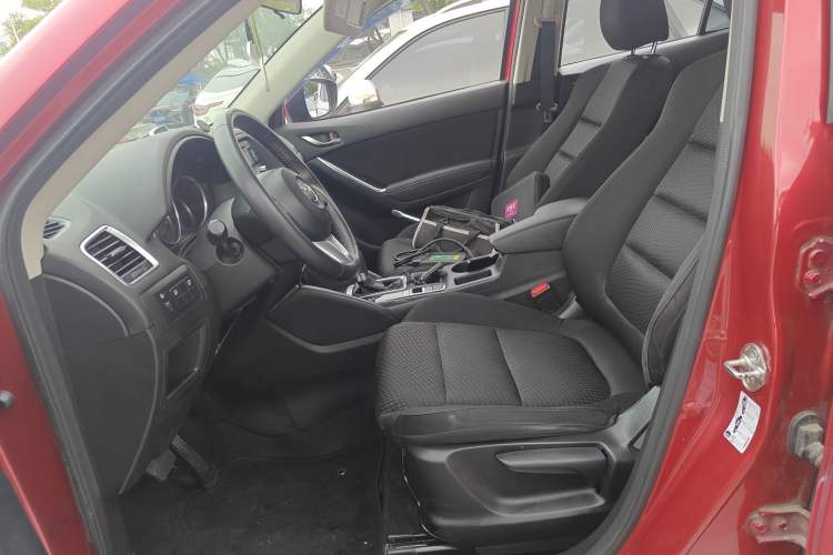 Used Mazda CX-5 2015 2.0L Automatic Two-Wheel Drive Urban Version
