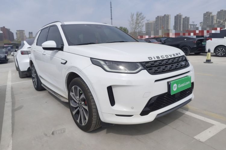 Used Land Rover Discovery Sport 2022 Revised Version 249 PS R-Dynamic S Performance Edition 5 Seats Front Right 45 Deg