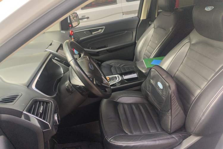 Used Ford Edge 2016 EcoBoost 245 Four-Wheel Drive Titanium Edition 7-Seater Left Front Seat