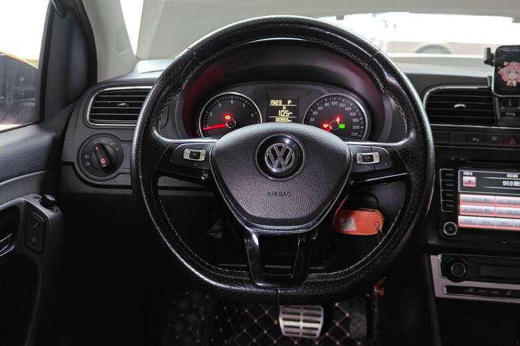 Used Volkswagen Polo 2014 1.6L Cross Polo Automatic