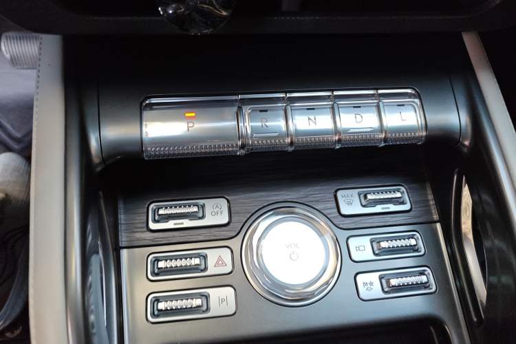 Used Lincoln Nautilus 2023 2.0T Four-Wheel Drive Luxury Edition