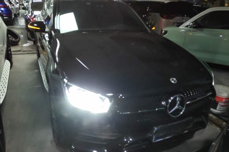 Used Mercedes-Benz GLC Coupe 2023 GLC 300 4MATIC Coupe SUV
