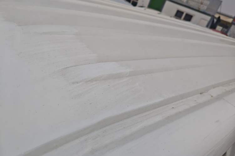 Used CHANGAN KAICHENG Ruixing EM80 2025 Wealth Edition Passenger Version Comfortable Model 6 Seats 300km Side-Hinged Doors
