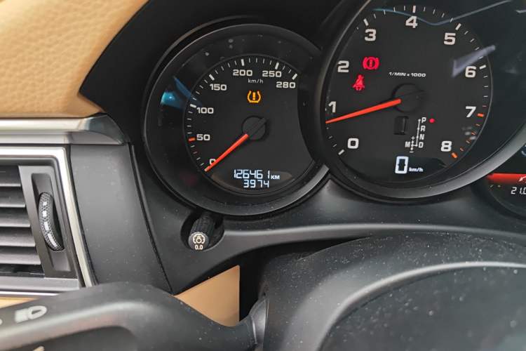 Used Porsche Macan 2017 Macan 2.0T
