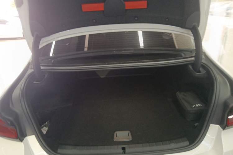 Used BMW 5 Series New Energy 2021 535Le Pioneer Edition M Sport Package
