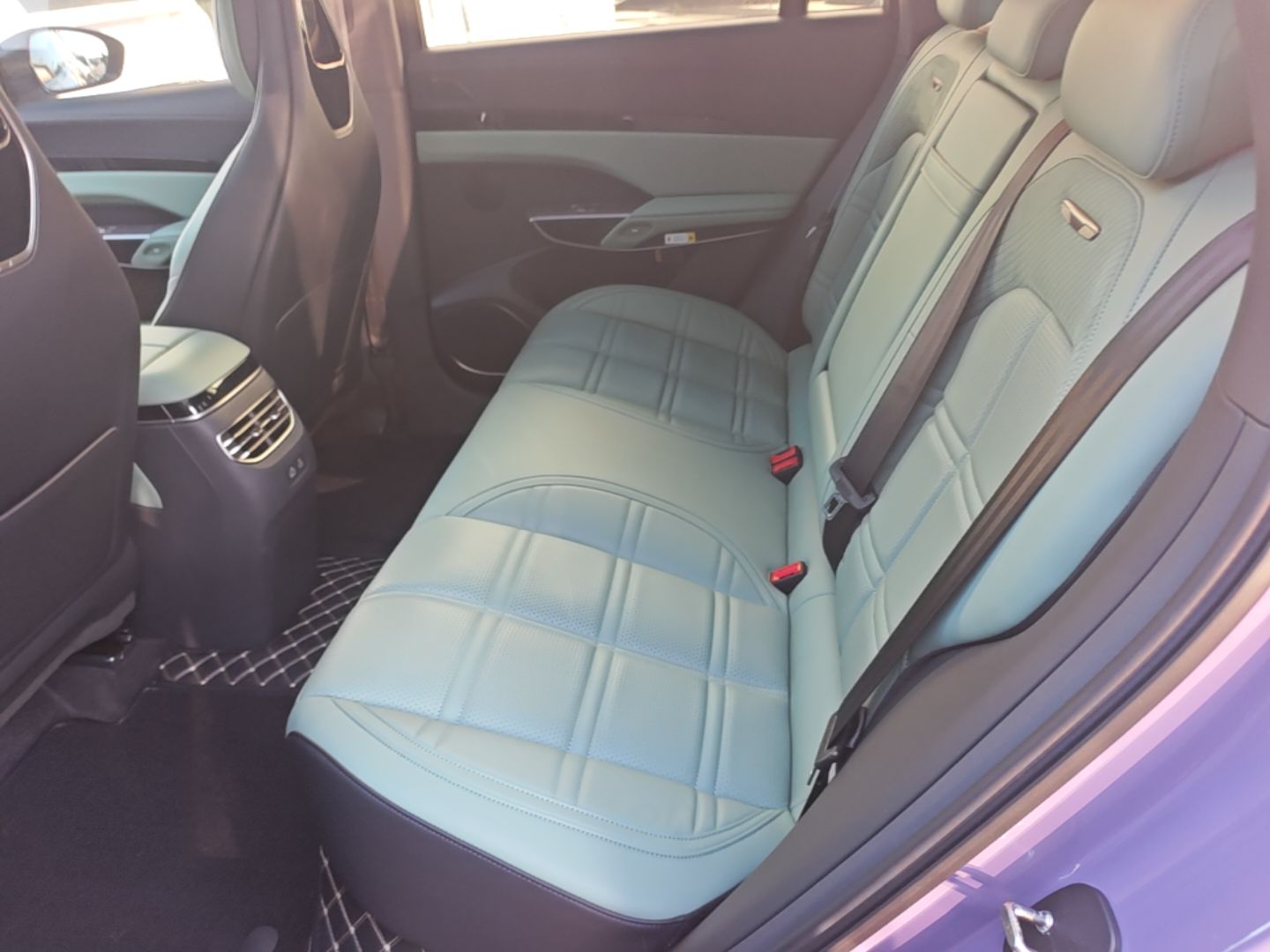 Hongqi Tiangong 08 2025 680 Ultra Four-Wheel-Drive Version — снимка 20