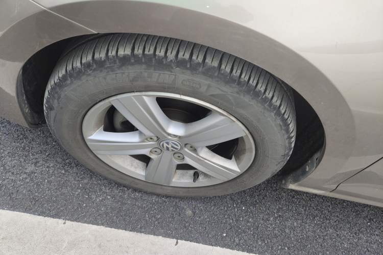 Used Volkswagen Golf 2014 1.4TSI Automatic Luxury Model
