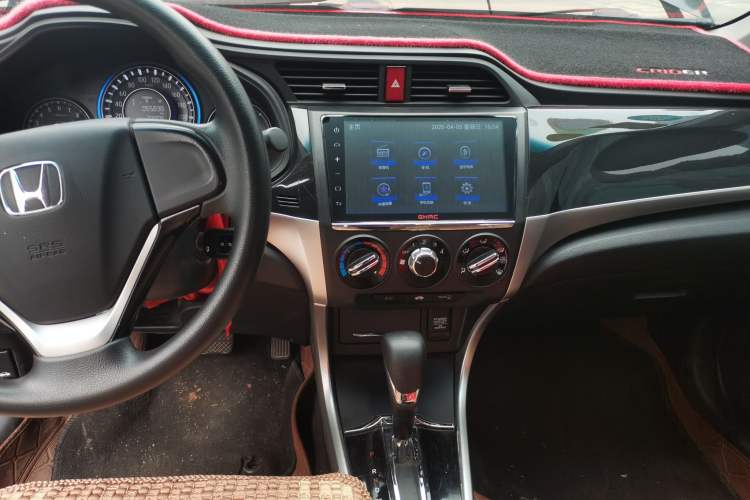 Used Honda Crider 2015 1.8L automatic comfort version