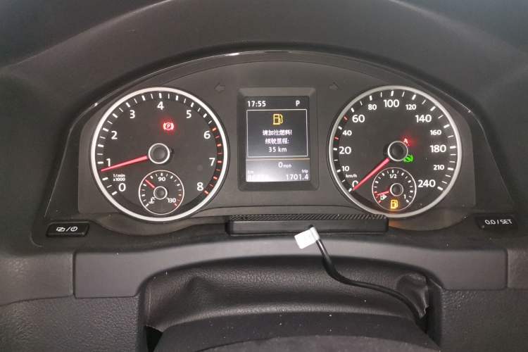 Used Volkswagen Tiguan 2015 1.8TSI Automatic Two-Wheel Drive Luxury Model Instrument Cluster