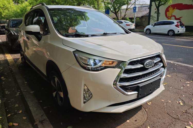 Used JAC Group Refine S3 2017 1.5L Manual Luxury Smart Model Front Right 45 Deg