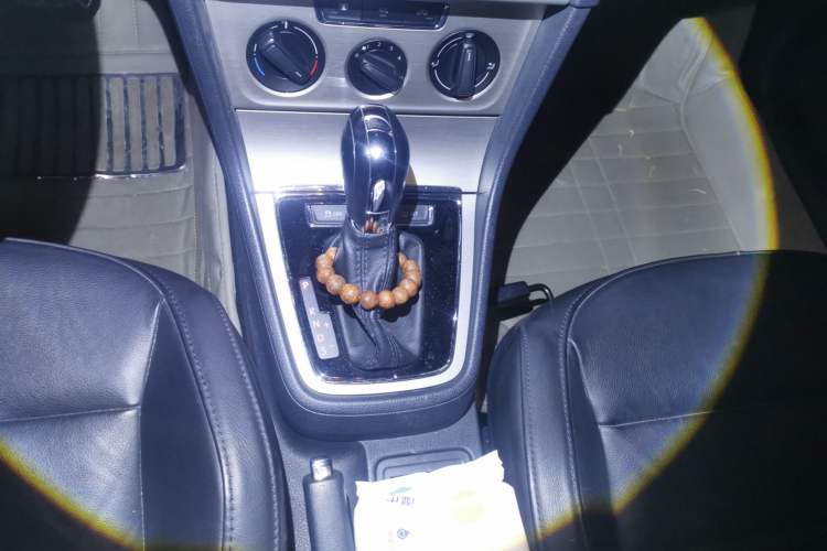 Used Volkswagen Lavida 2013 Restyled Classic 1.6L Automatic Comfort Edition
