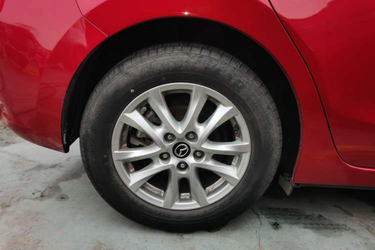 Used Mazda Mazda 3 Axela 2017 Hatchback 1.5L Automatic Luxury Model Emission Standard China V
