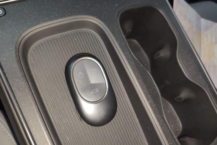 Used Nio ET5T 2023 75 kWh Touring