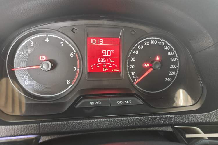 Used Volkswagen Jetta 2017 1.4L Manual Fashion Edition
