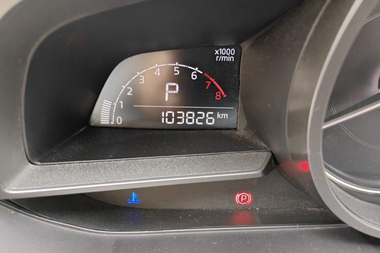 Used Mazda 3 Axela 2017 Sedan 1.5L Automatic Luxury Model Emission Standard China V Odometer Close Up