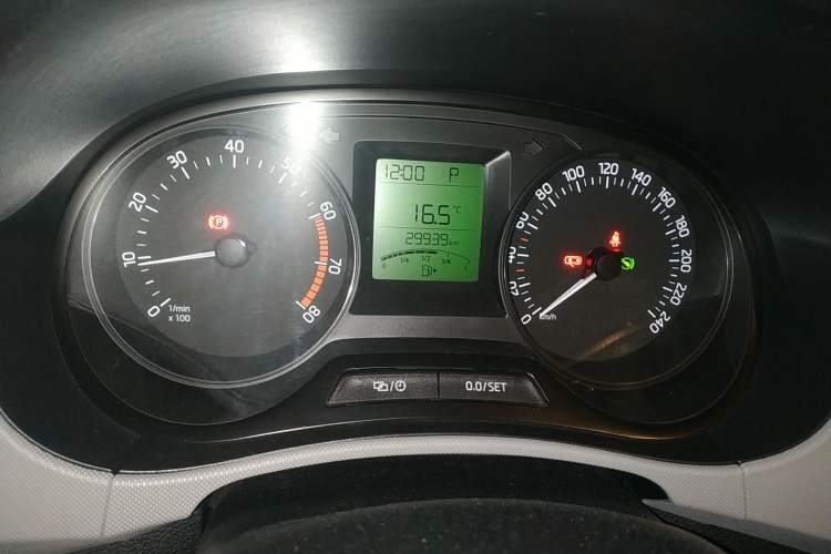 Used Skoda Fabia 2016 1.4L Automatic Car Enjoy Edition