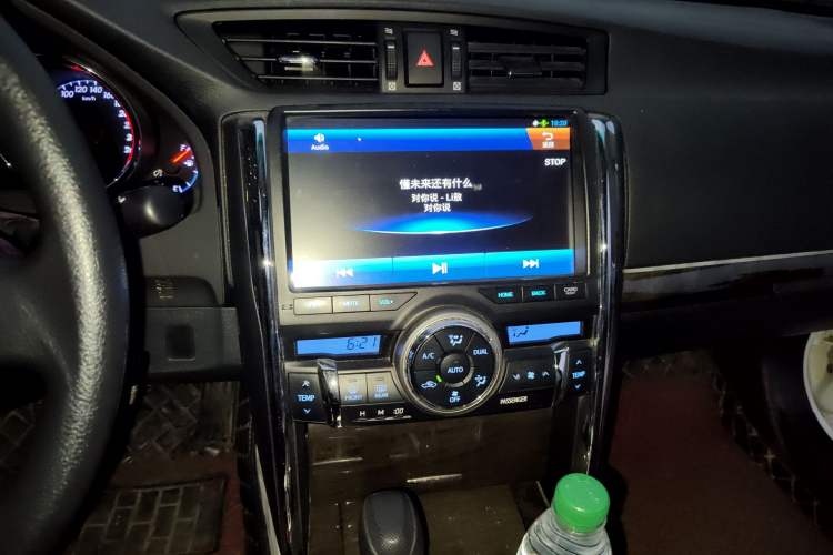 Used Toyota Reiz 2013 2.5S Elite Edition Audio And AC Panel