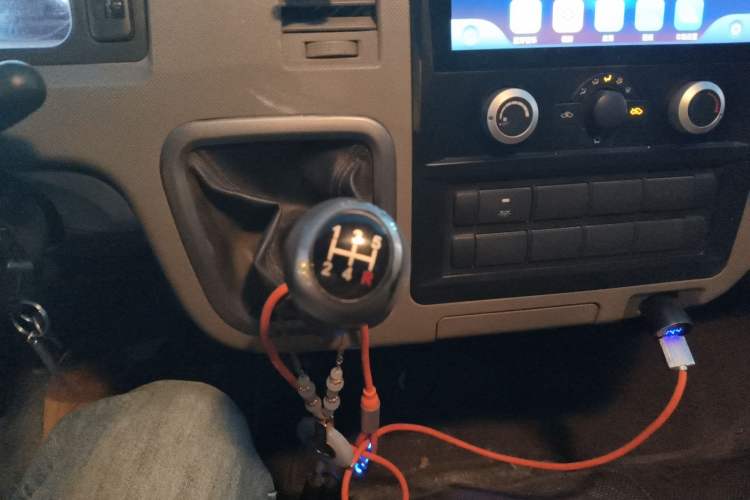 Used Foton Scenic G7 2021 2.4L Gasoline Commercial Version Long Wheelbase High Roof 4-Seater Van – 4K22D4M