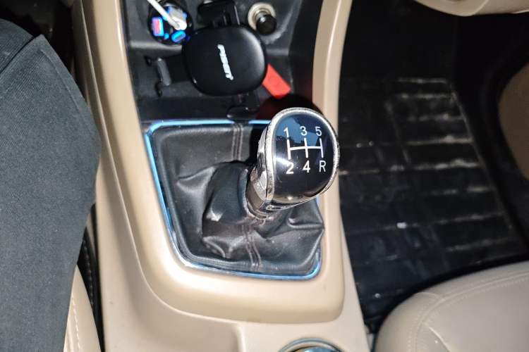 Used Baojun 730 2014 1.5L manual Comfort version 7 seats
