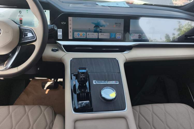 Used Geely Auto Monjaro L 2025 Dongfang Yao 2.0TD Automatic Lanxing Edition Audio And AC Panel