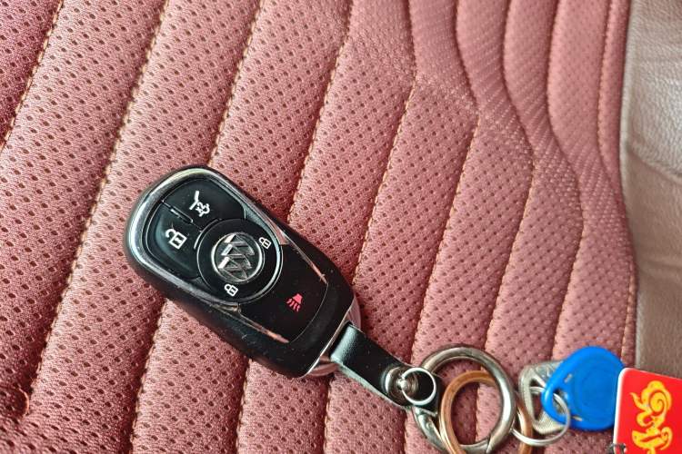 Used Buick Envision 2018 28T Four-Wheel Drive Elite Version Vehicle Key