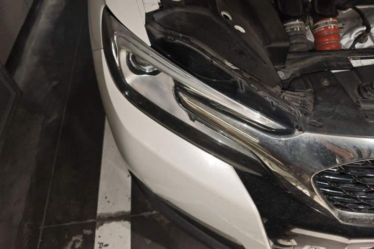 Used DS 6 2017 1.6T Luxury Edition THP160 Right Front Headlight