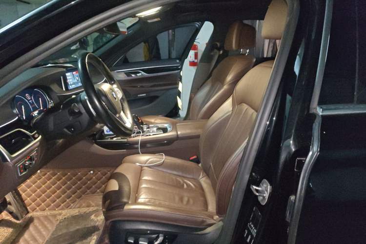 Used BMW 7 Series 2018 730Li Leading Model M Sport Package