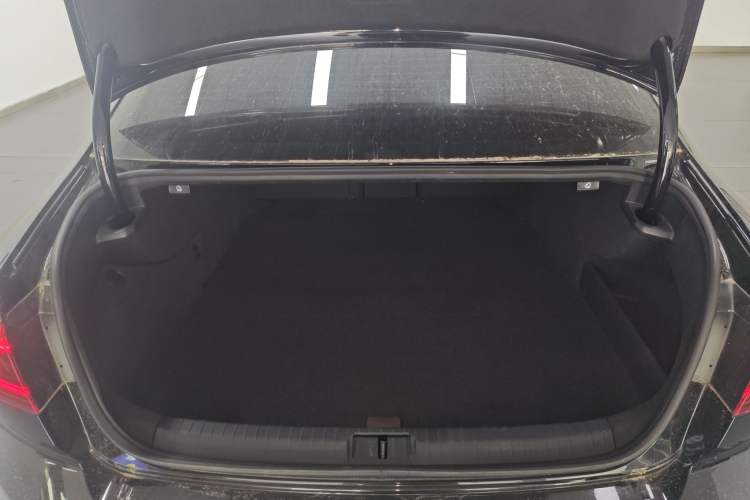 Used Volkswagen Magotan GTE Plug-in Hybrid 2022 GTE Luxury Model