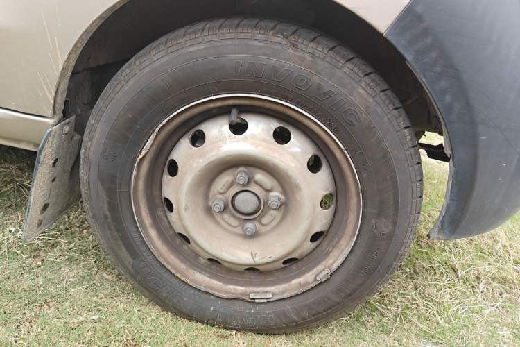 Used Jinbei Hiace X30 2021 1.5L Wealthy Edition Bus China VI Standard SWC15M Right Front Wheel Hub