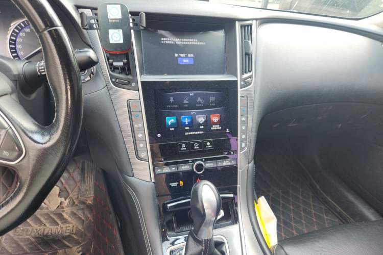 Used Infiniti Q50L 2016 2.0T Enjoyment Edition Audio And AC Panel