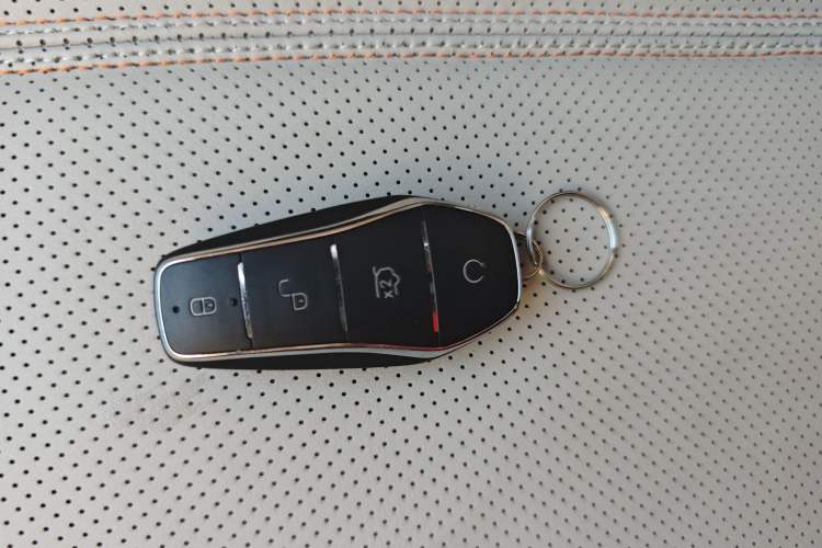 Used BYD Qin PLUS 2024 Honor Edition EV 420KM Leading Model
