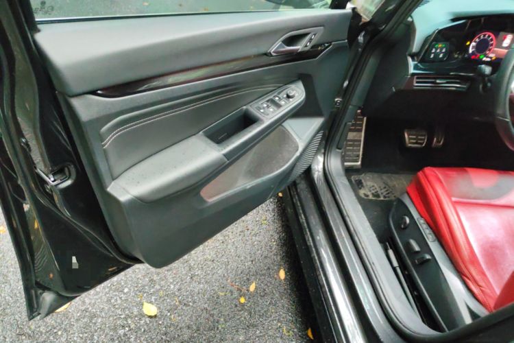 Used Volkswagen Golf 2021 280TSI DSG R-Line Driver Seat