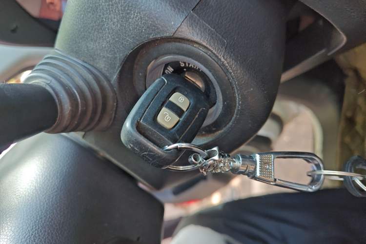 Used Chevrolet Captiva 2014 2.4L 4x4 Flagship Edition 7 Seats