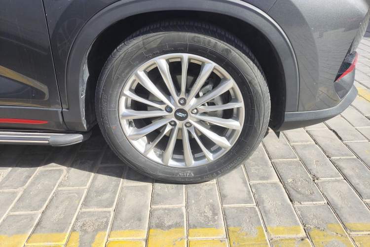 Used CHANGAN OSHAN X7 2021 1.5T Automatic Luxury Model Right Front Wheel Hub