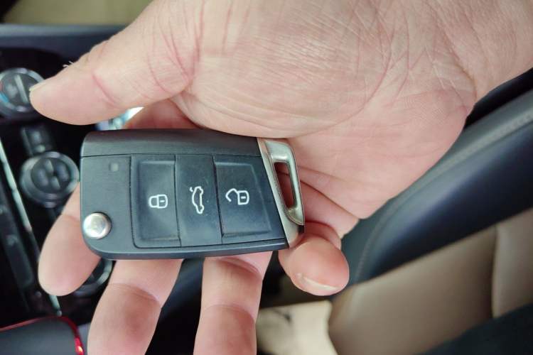 Used Volkswagen Tharu 2019 280TSI Two-Wheel Drive Comfort Edition China V Standard Vehicle Key