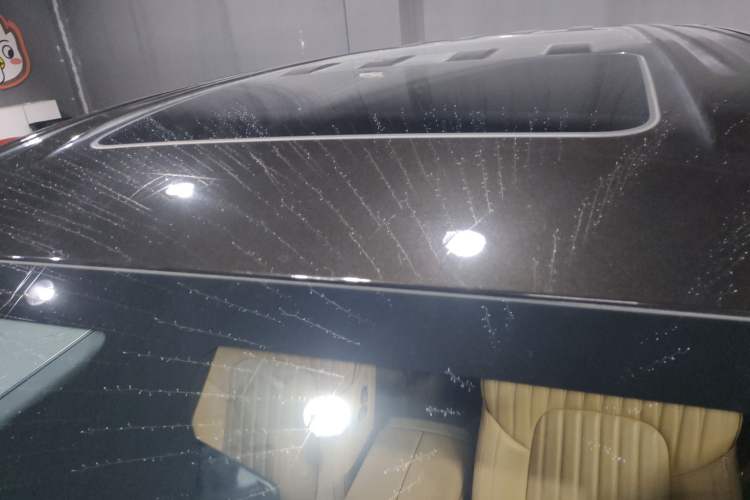 Used VOYAH Dream 2025 PHEV Four-Wheel-Drive Flagship Kunpeng Edition
