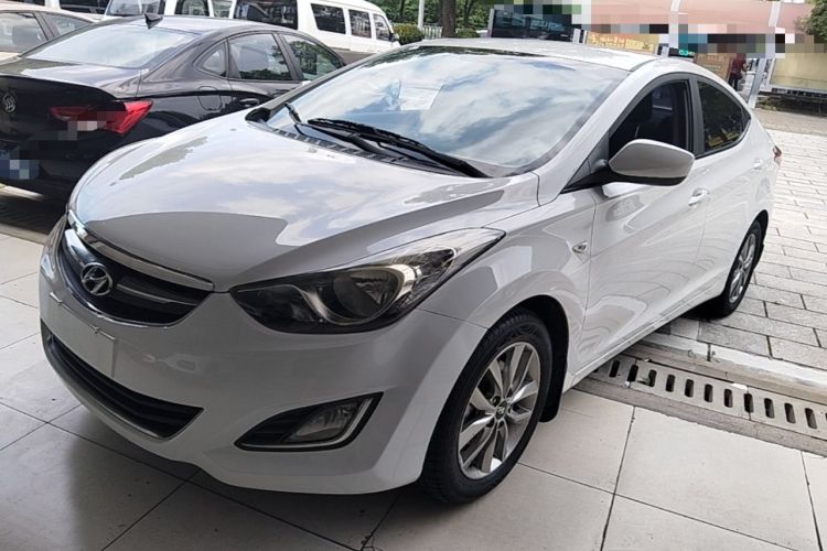 Used Hyundai Elantra (5th Generation / Langdong) 2015 1.6L Automatic Fashion Model