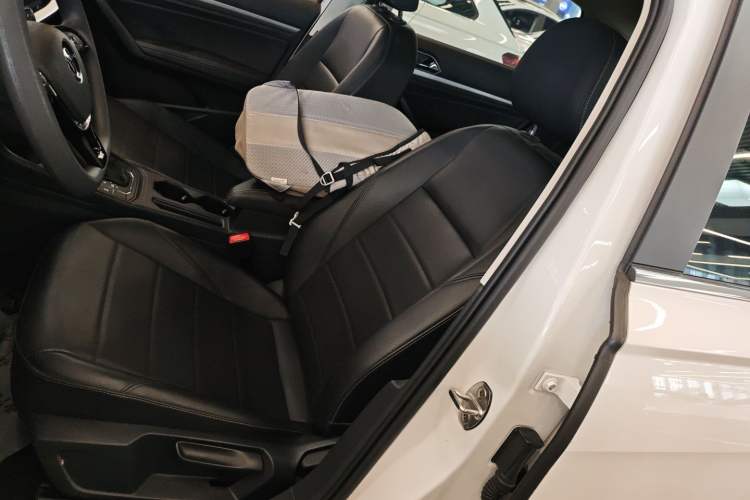 Used Volkswagen Lavida 2021 1.5L Automatic Comfort Edition
