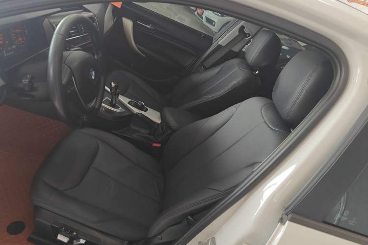 Used BMW 1 Series 2015 120i Leading Model
