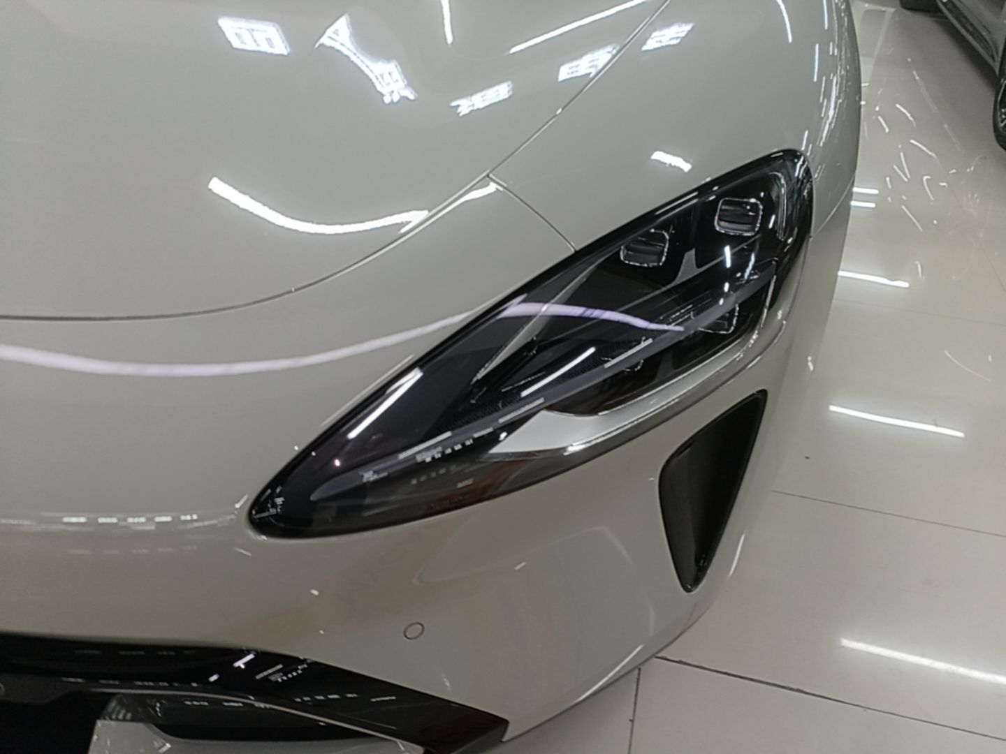 Xiaomi Auto SU7 2024 Four-Wheel Drive Ultra-Long Range Advanced Intelligent Driving Max Edition — снимка 8